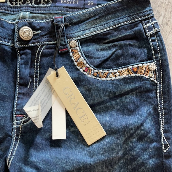 Jeans - Picture 2 of 3